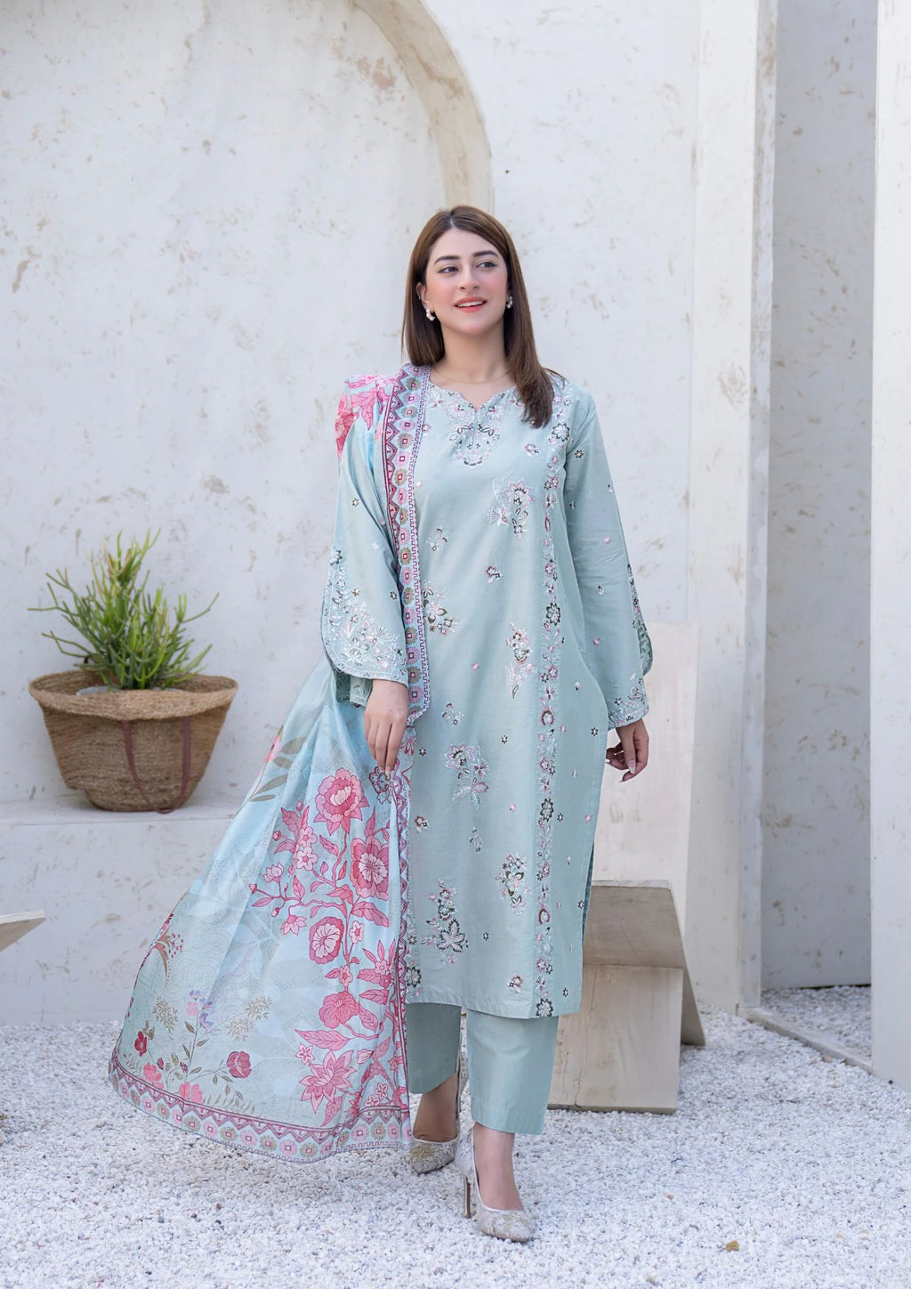 3Pc Embroidered Lawn Cotton ZAUQ-S26-0017