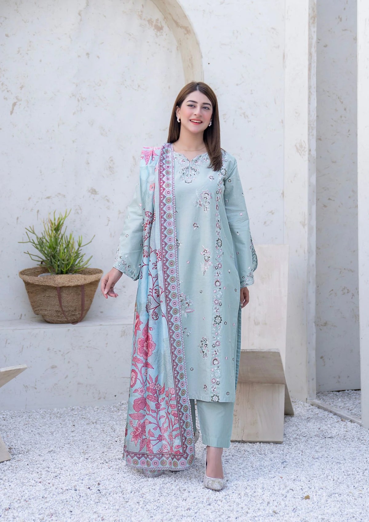 3Pc Embroidered Lawn Cotton ZAUQ-S26-0017