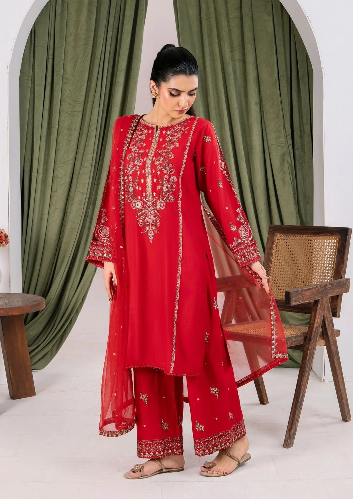 3Pc Embroidered Lawn ZAUQ-S25-0013
