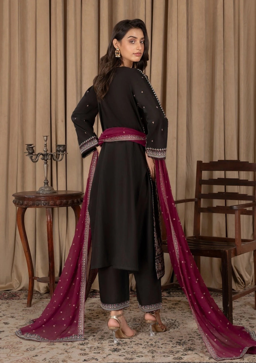 3Pc Embroidered Lawn ZAUQ-S25-0009