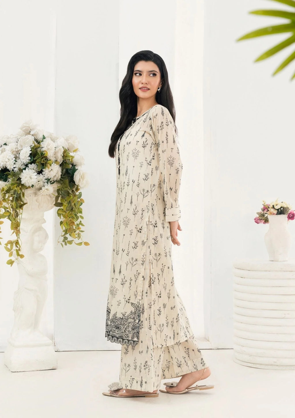 2Pc Printed Lawn with Embroidery GULZAAR-S25-0001