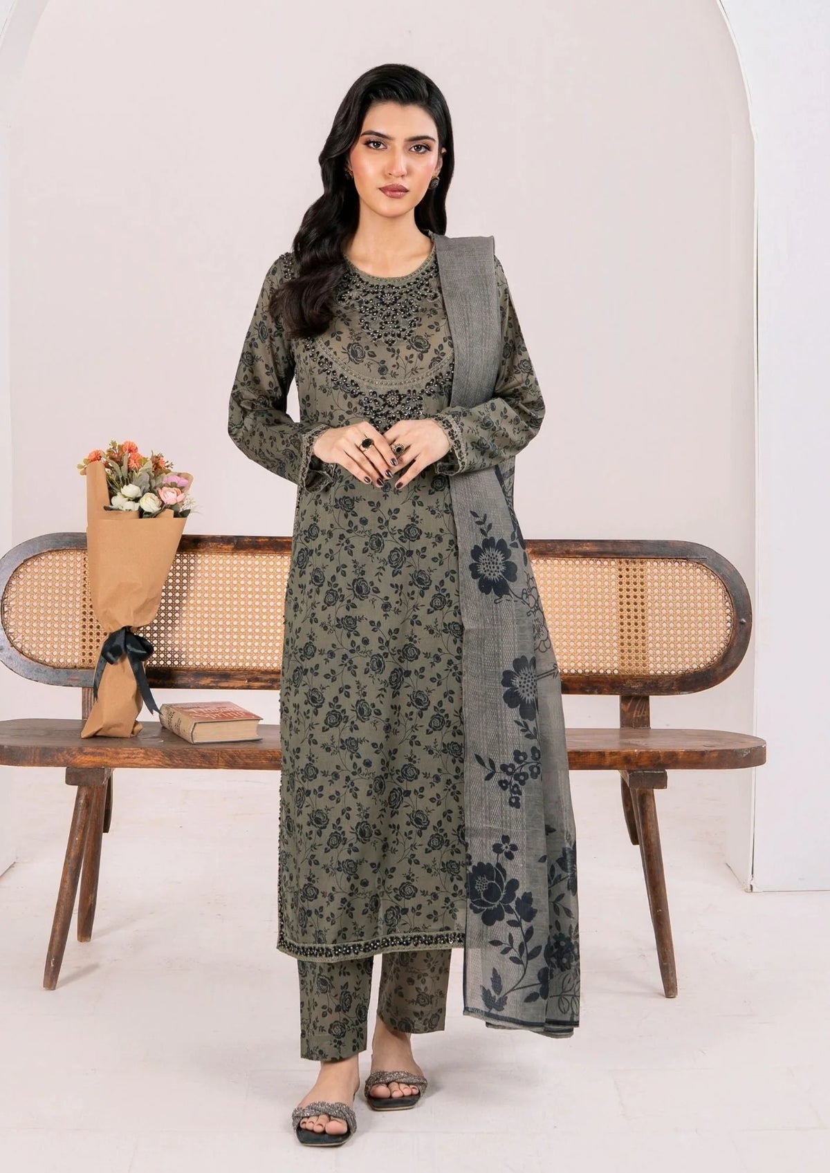 3Pc Printed Lawn with Embroidery RANAAI-S25-0015