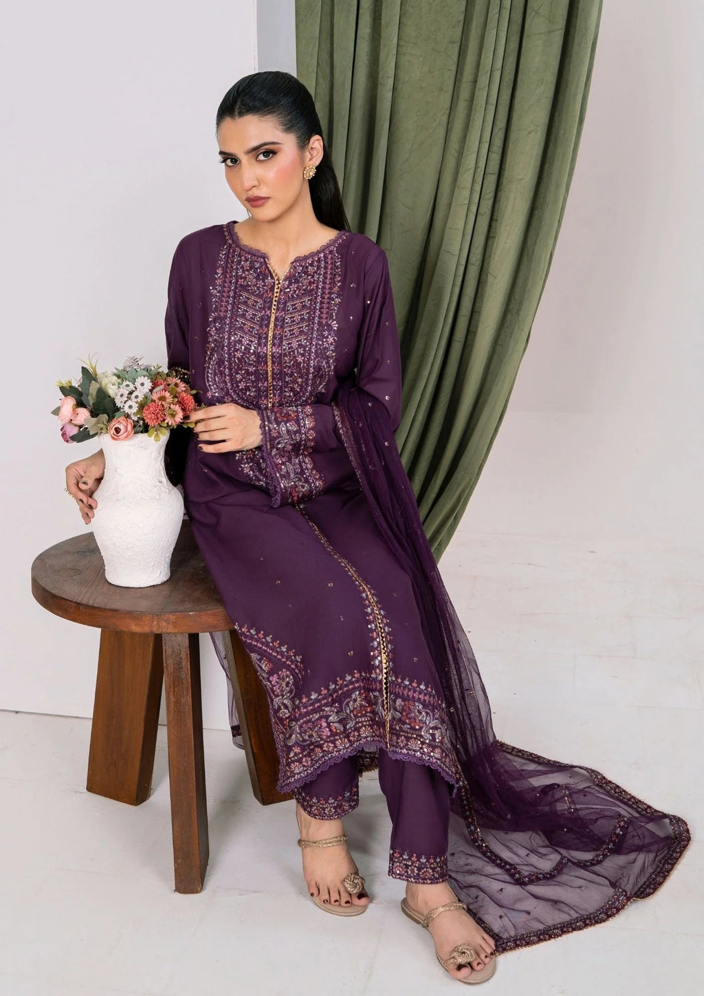 3Pc Embroidered Lawn ZAUQ-S25-0003