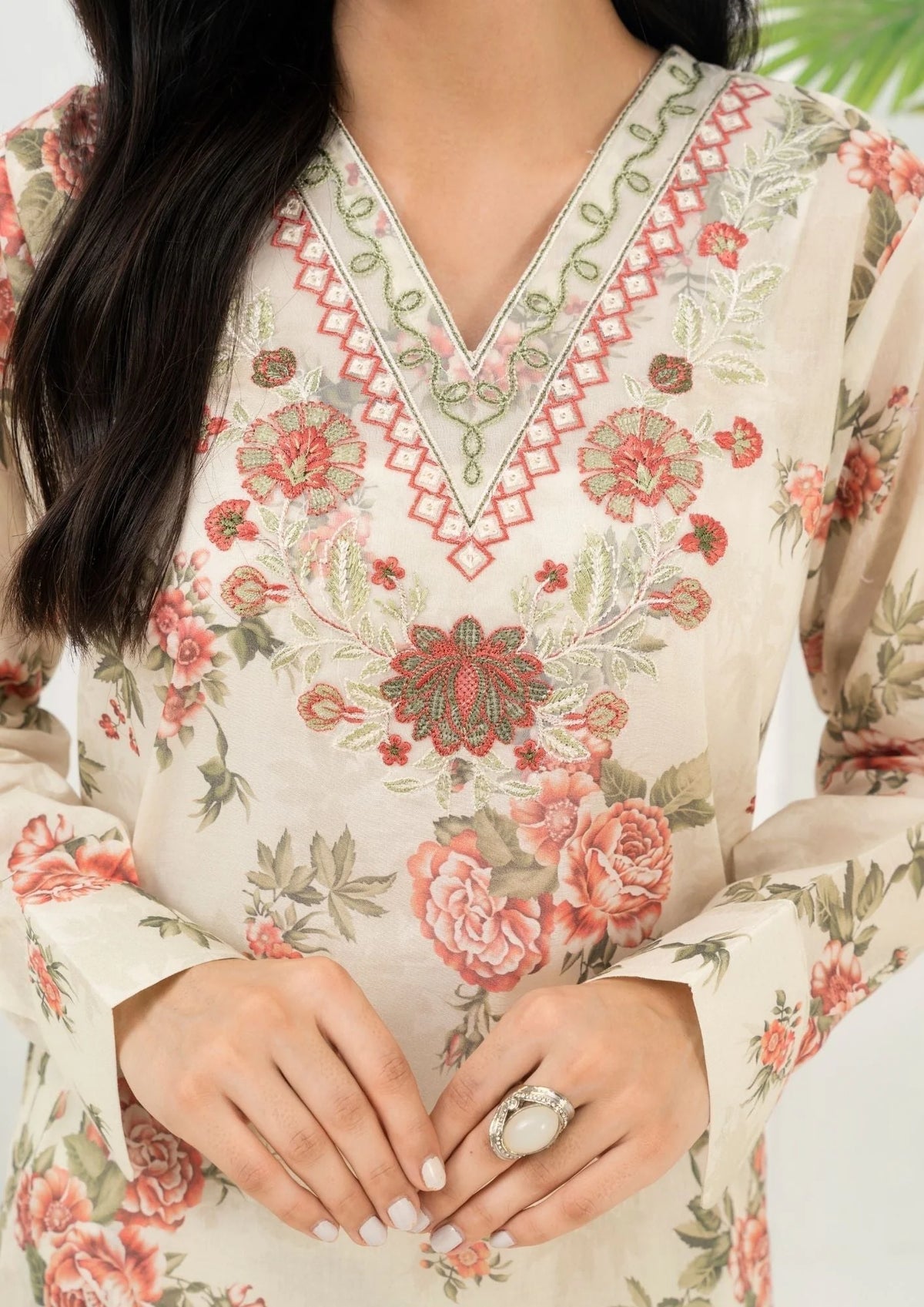 2Pc Printed Lawn with Embroidery GULZAAR-S25-0002