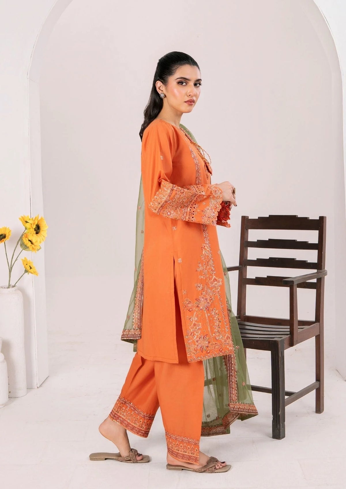 3Pc Embroidered Lawn ZAUQ-S25-0006