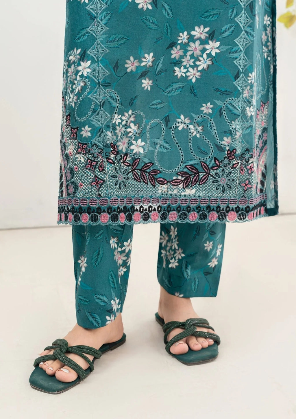 2Pc Printed Lawn with Embroidery GULZAAR-S25-0007