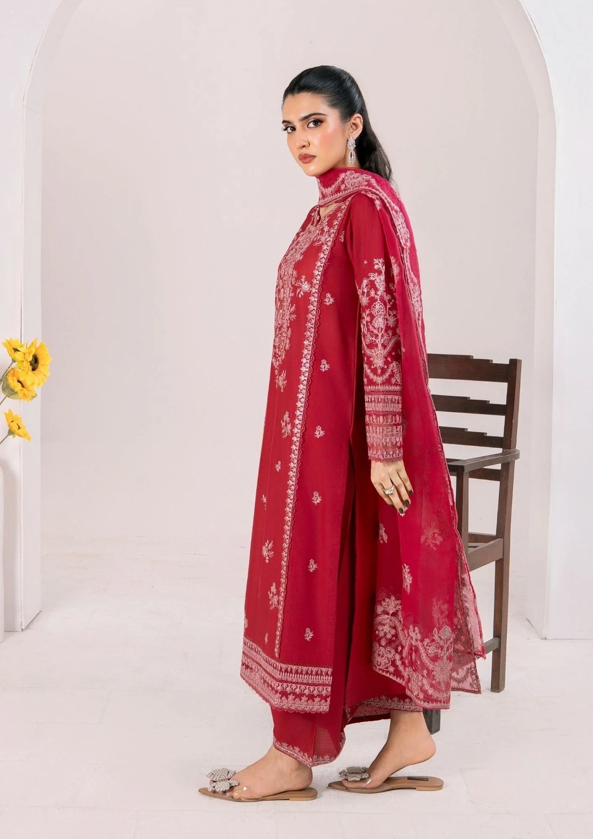 3Pc Embroidered Lawn ZAUQ-S25-0002