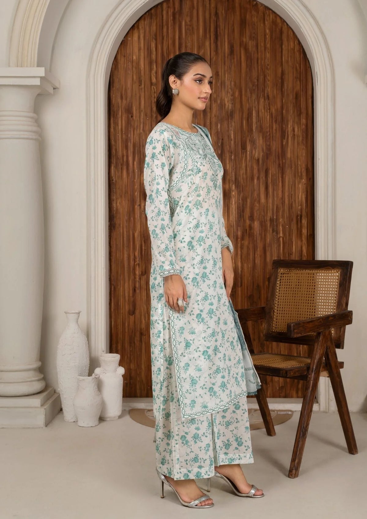 3Pc Printed Lawn with Embroidery RANAAI-S25-0014