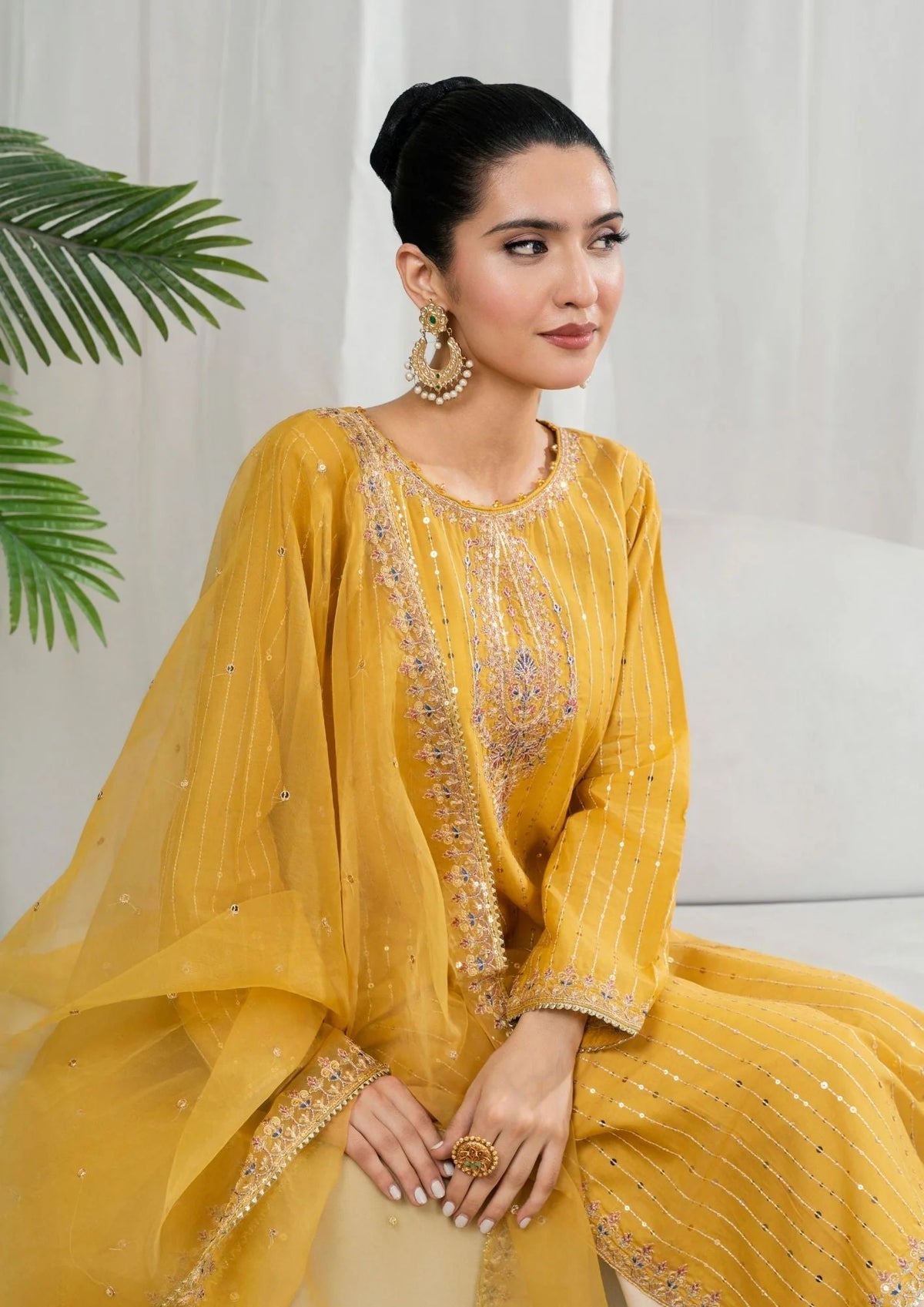 3Pc Embroidered Lawn ZAUQ-S25-0103