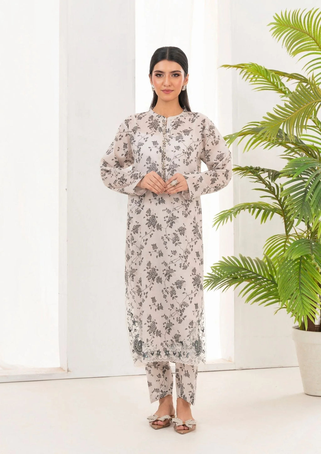 2Pc Printed Lawn with Embroidery GULZAAR-S25-0020