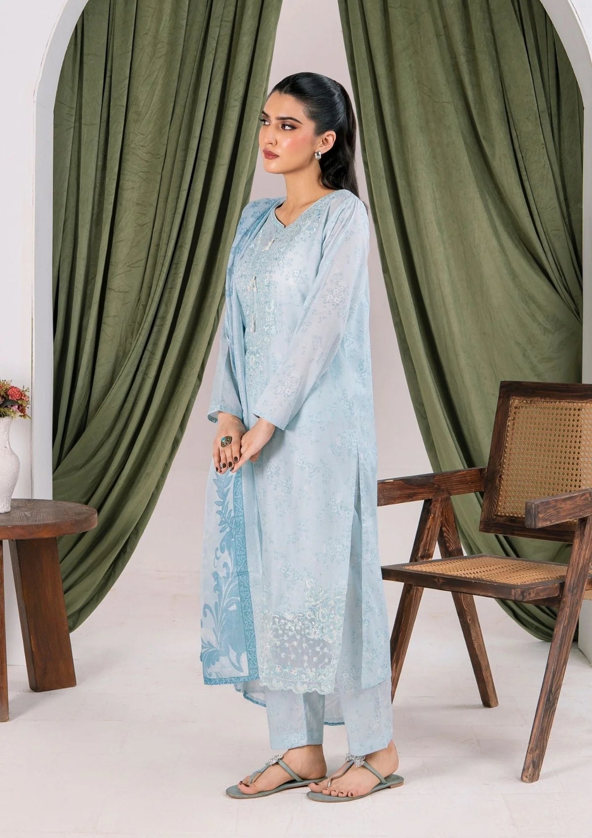 3Pc Printed Lawn with Embroidery RANAAI-S25-0003