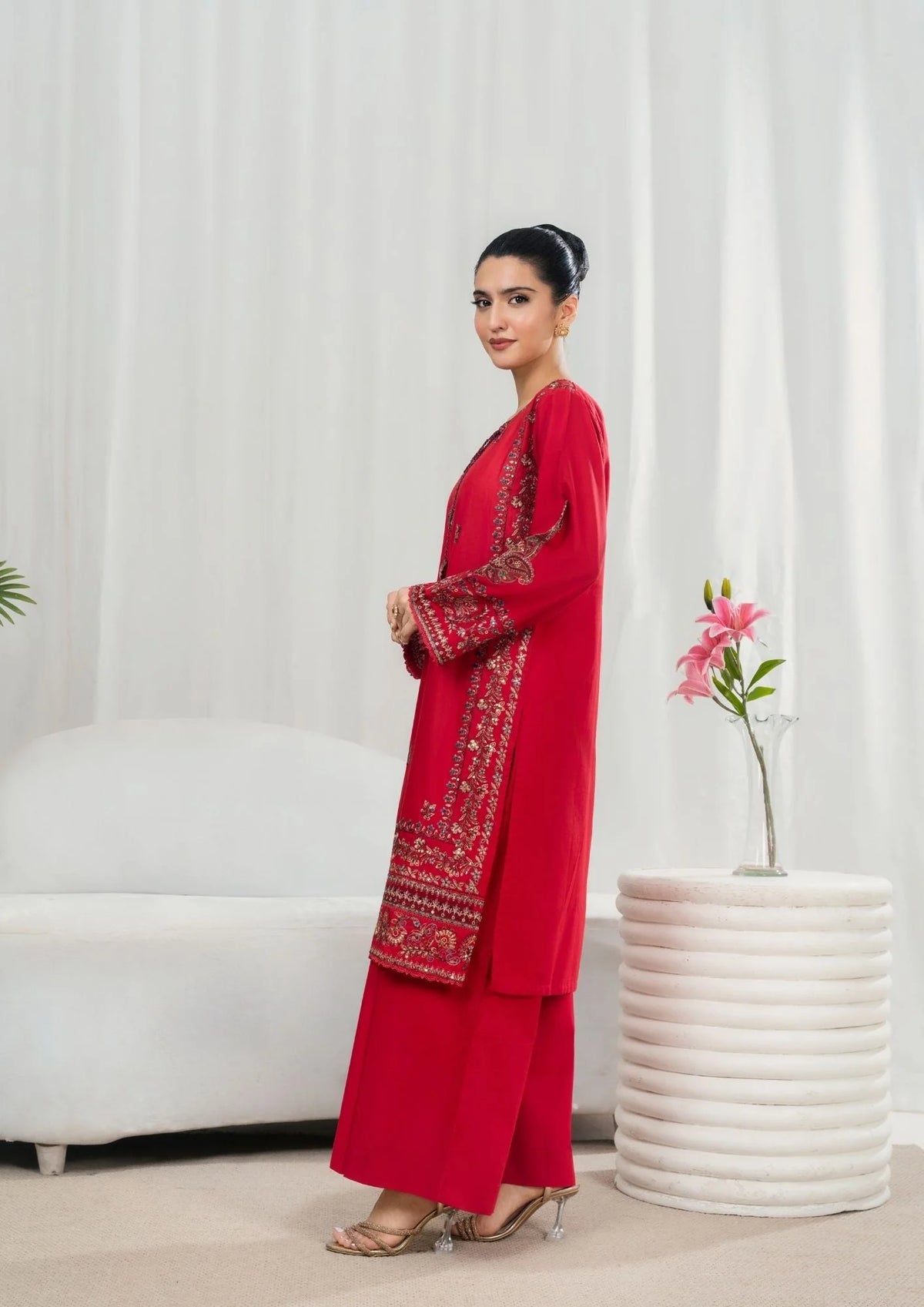 2Pc Printed with Embroiderey Cotton Lawn NOOR-E-NAZ-0001