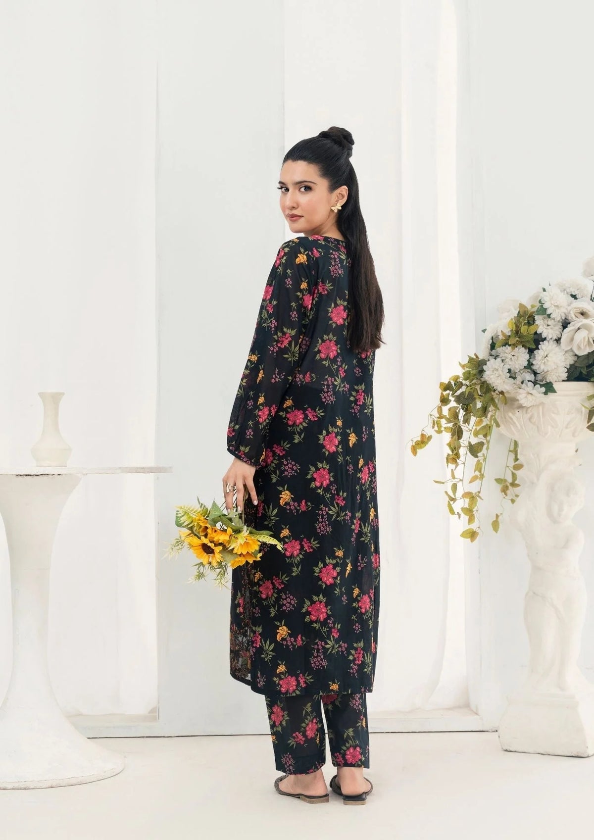 2Pc Printed Lawn with Embroidery GULZAAR-S25-0010