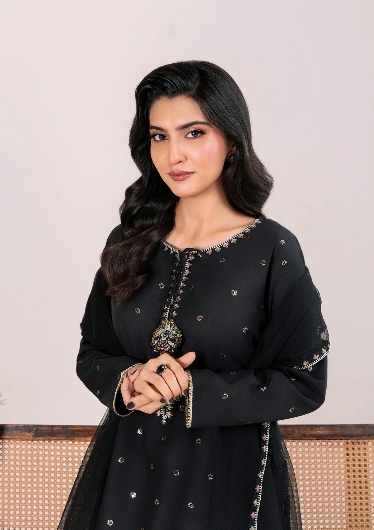 3Pc Embroidered Lawn ZAUQ-S25-0025