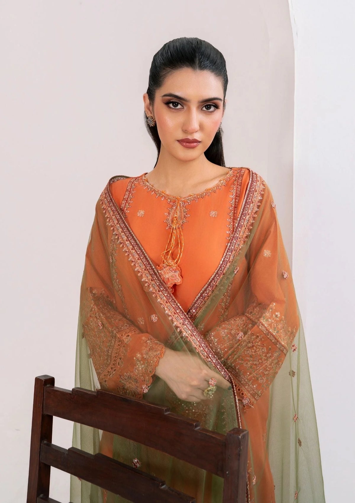 3Pc Embroidered Lawn ZAUQ-S25-0006