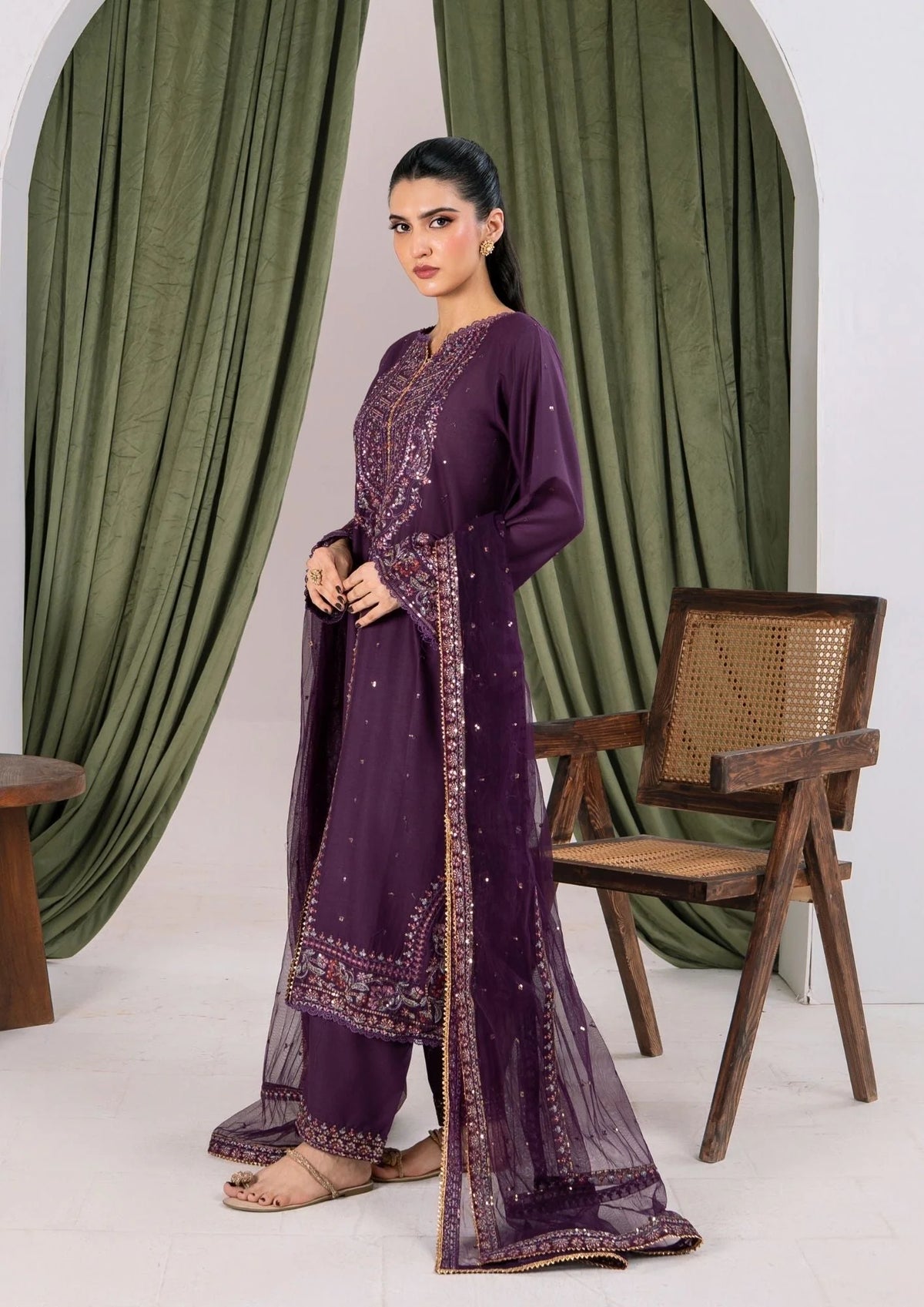 3Pc Embroidered Lawn ZAUQ-S25-0003