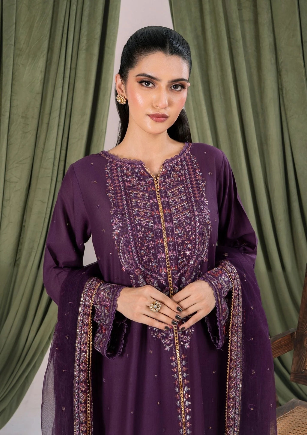 3Pc Embroidered Lawn ZAUQ-S25-0003