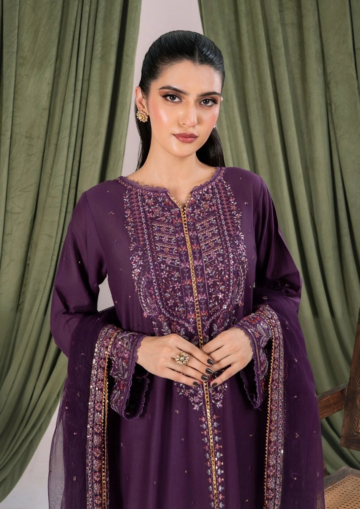 3Pc Embroidered Lawn ZAUQ-S25-0003