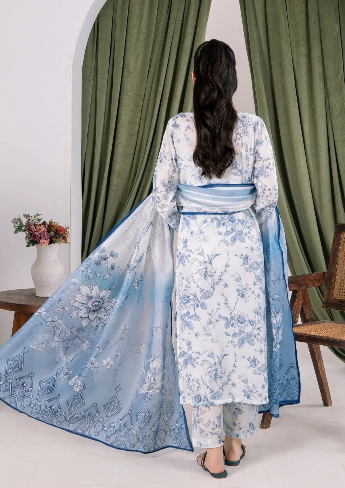 3Pc Printed Lawn with Embroidery RANAAI-S25-0002