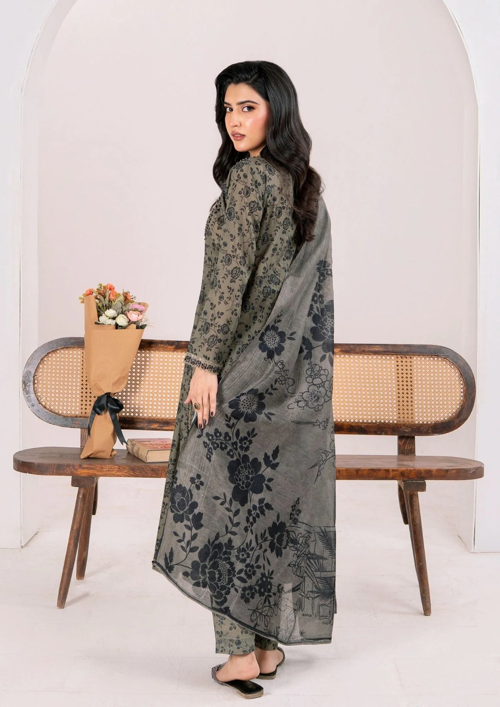 3Pc Printed Lawn with Embroidery RANAAI-S25-0015