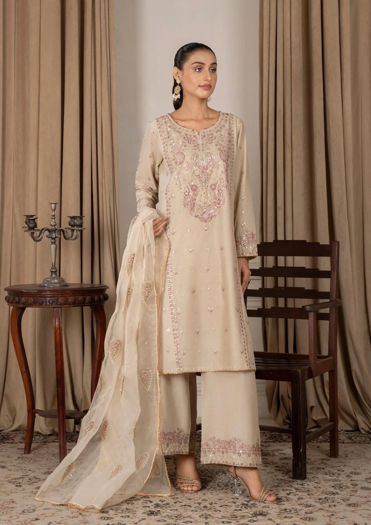 3Pc Embroidered Lawn ZAUQ-S25-0001