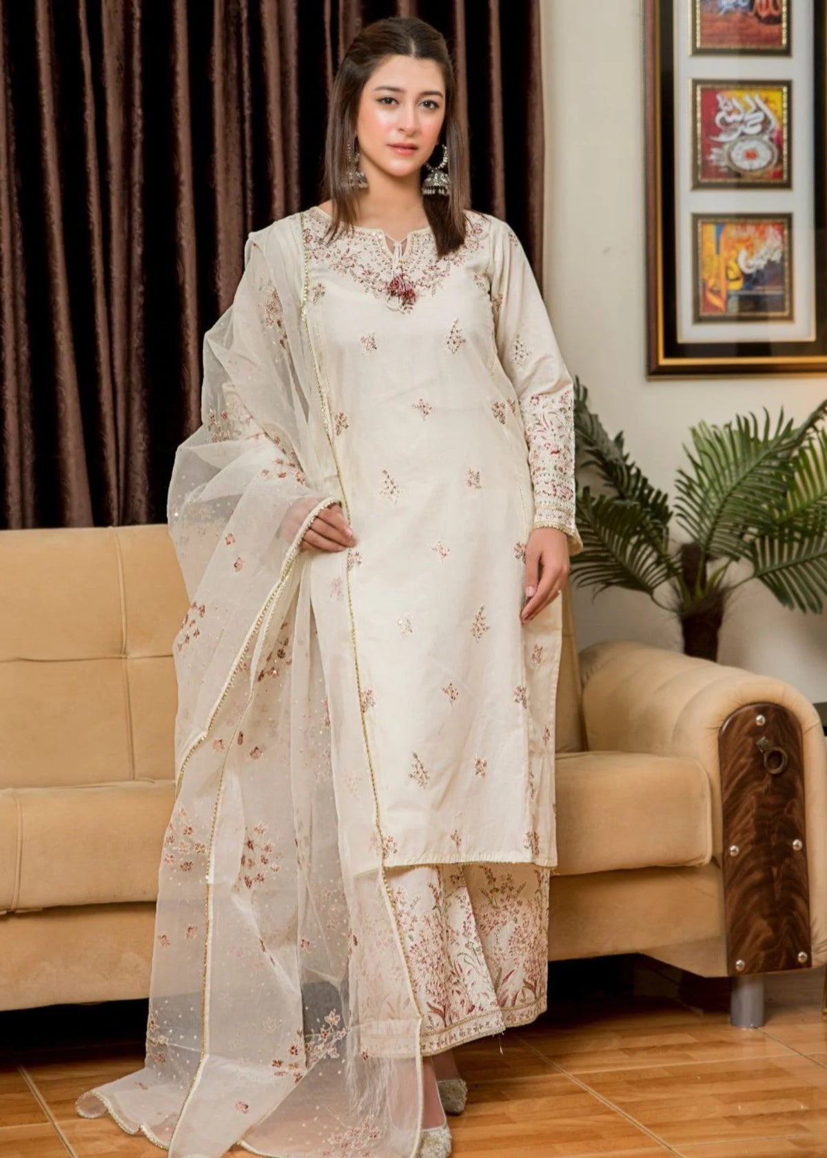 3Pc Embroidered Lawn ZAUQ-S25-0018