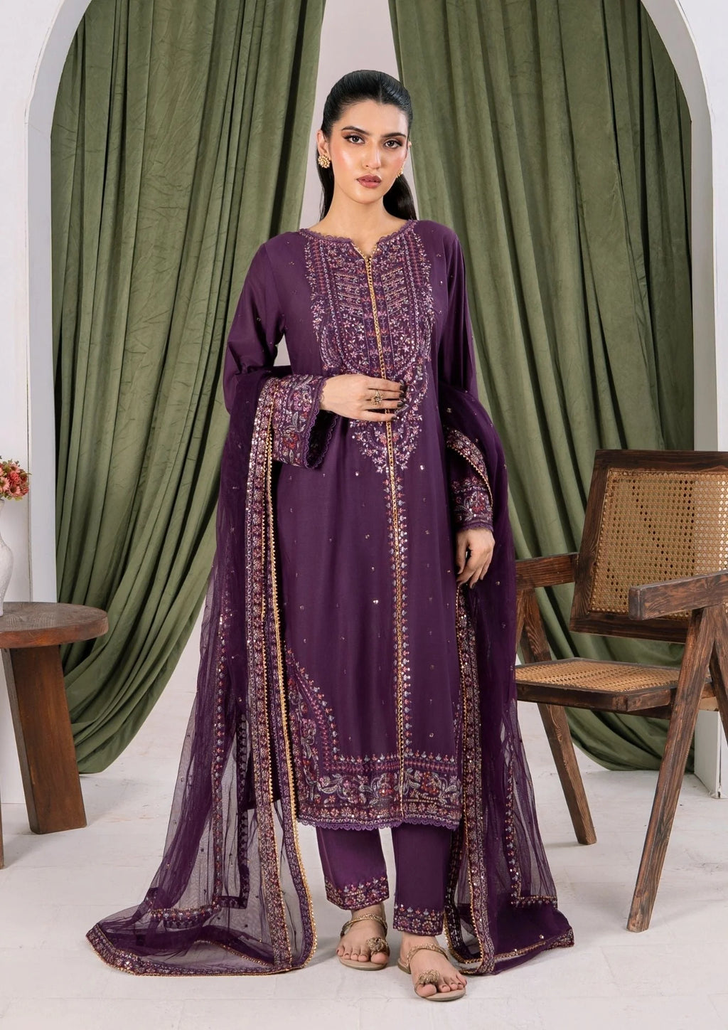3Pc Embroidered Lawn ZAUQ-S25-0003