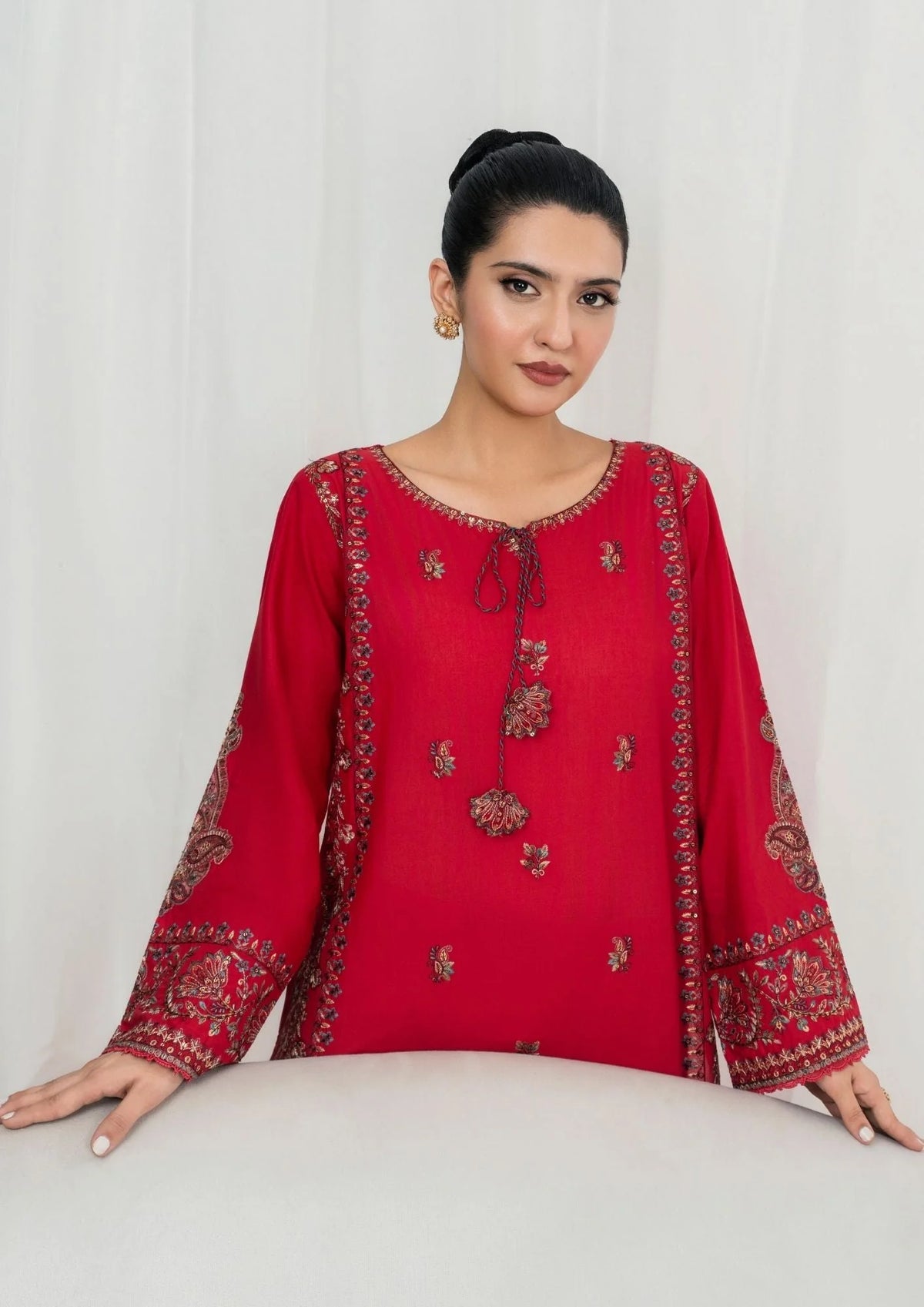 2Pc Printed with Embroiderey Cotton Lawn NOOR-E-NAZ-0001