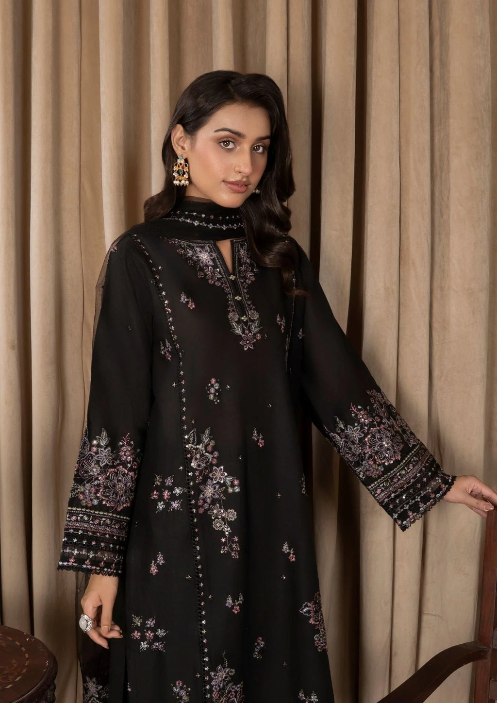 3Pc Embroidered Lawn ZAUQ-S25-0012