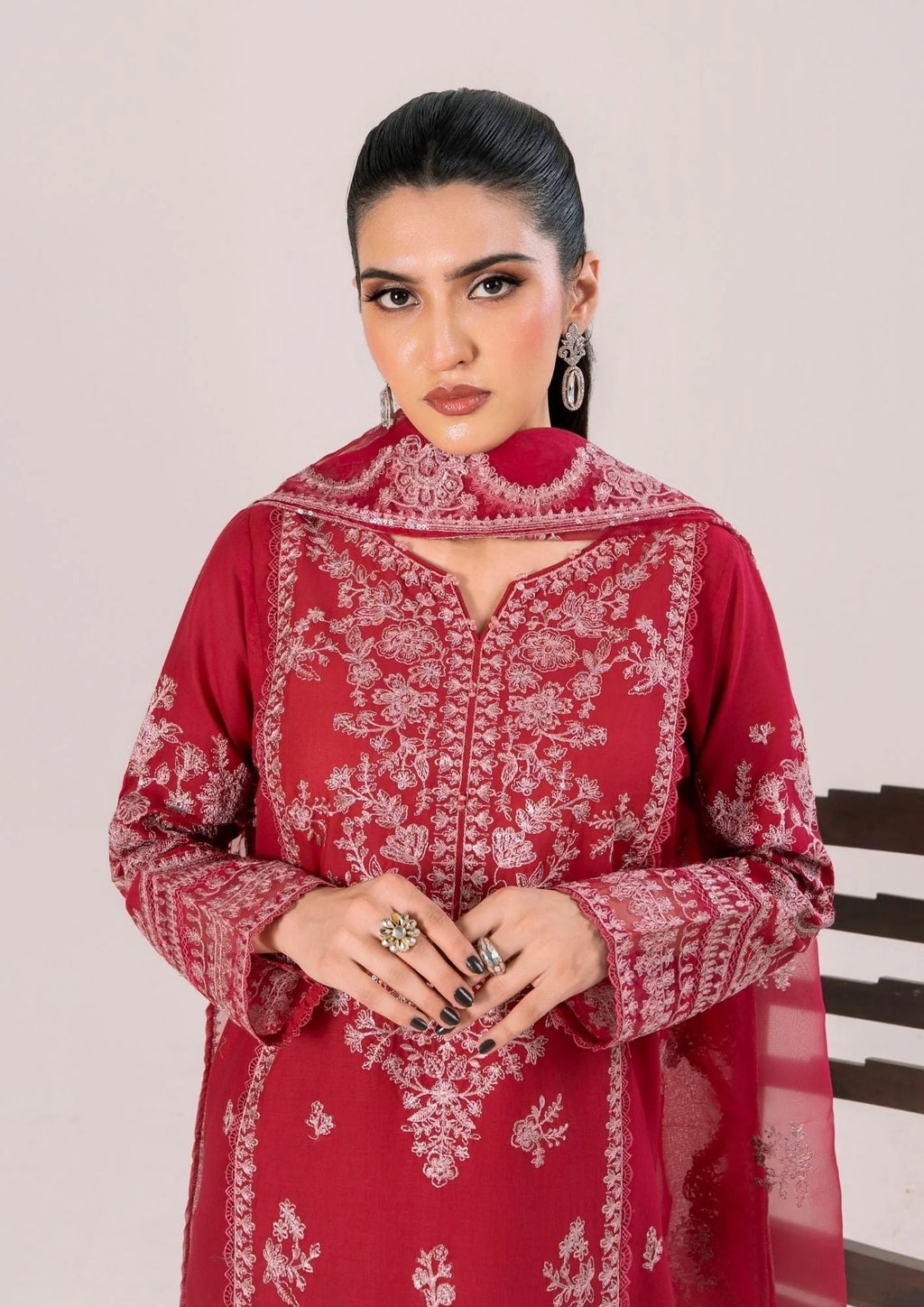 3Pc Embroidered Lawn ZAUQ-S25-0002