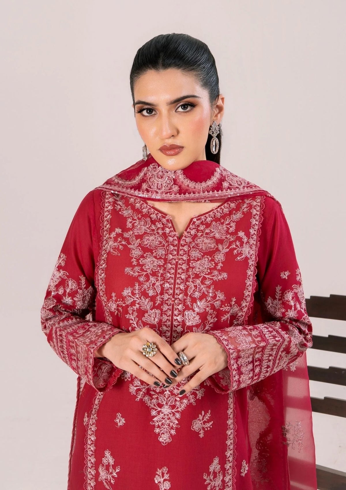 3Pc Embroidered Lawn ZAUQ-S25-0002