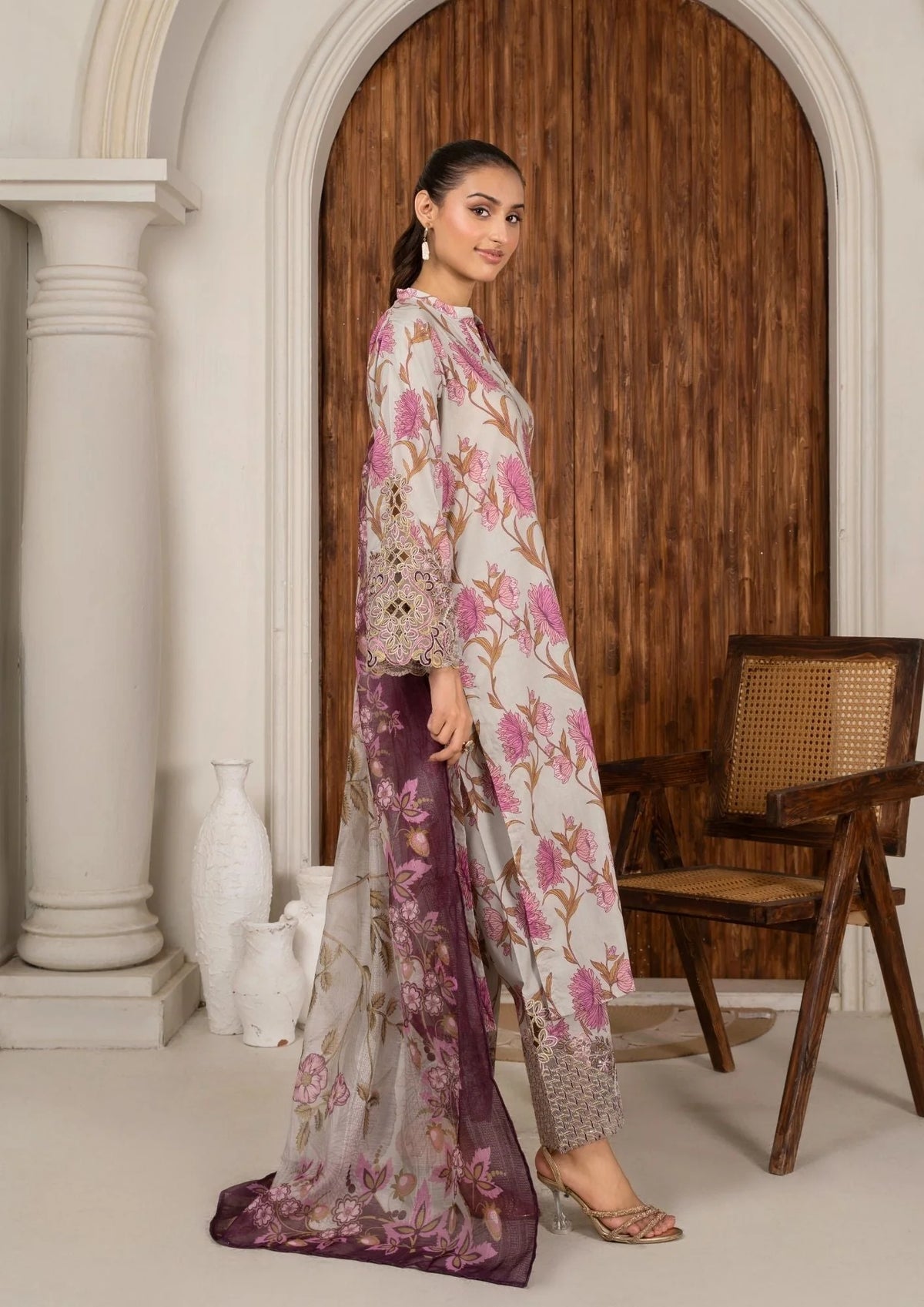 3Pc Printed Lawn with Embroidery RANAAI-S25-0012
