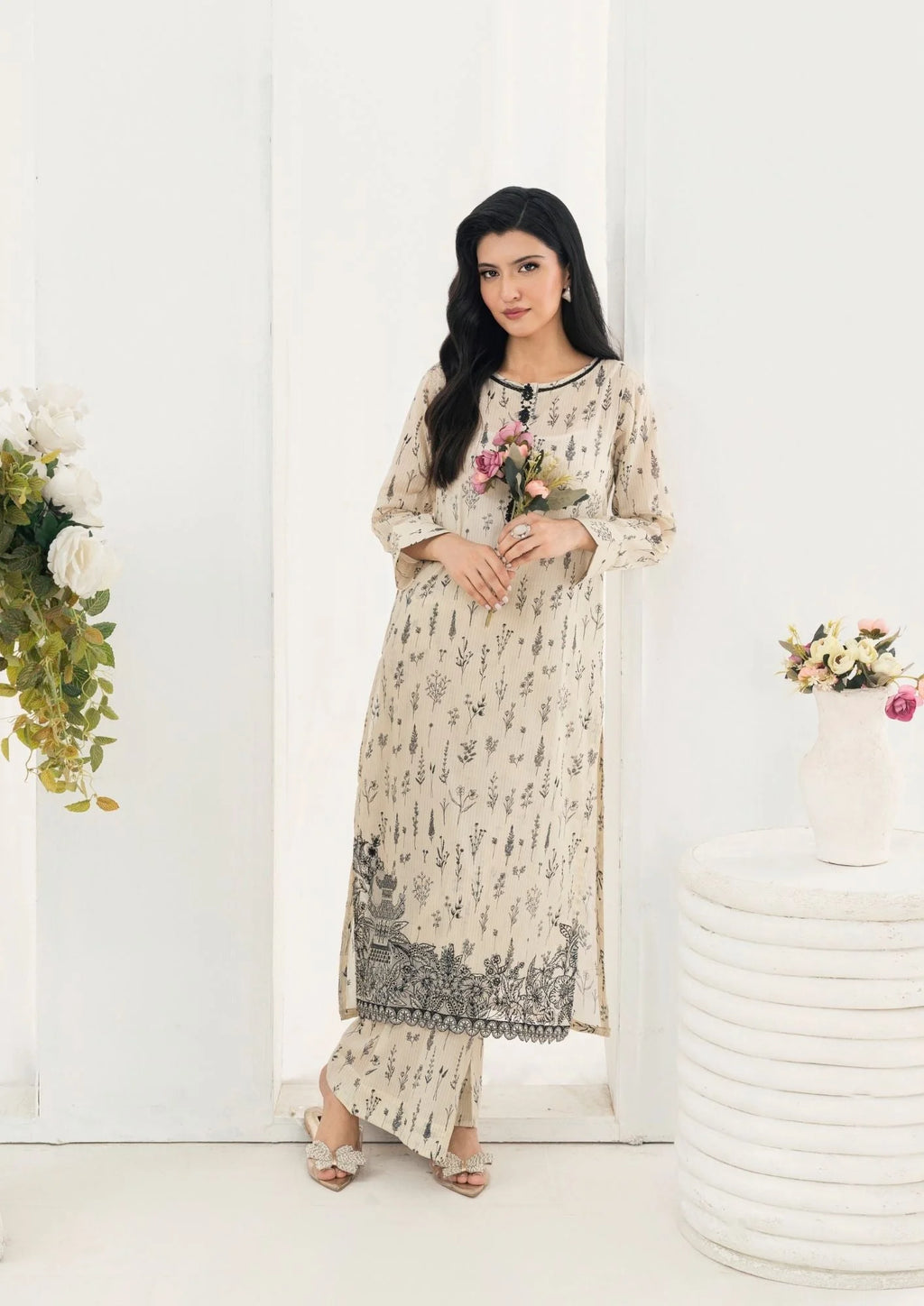 2Pc Printed Lawn with Embroidery GULZAAR-S25-0001