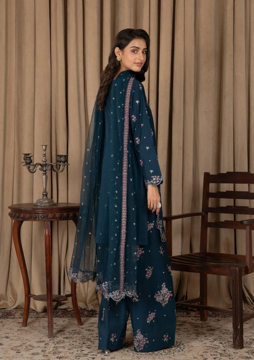 3Pc Embroidered Lawn ZAUQ-S25-0027