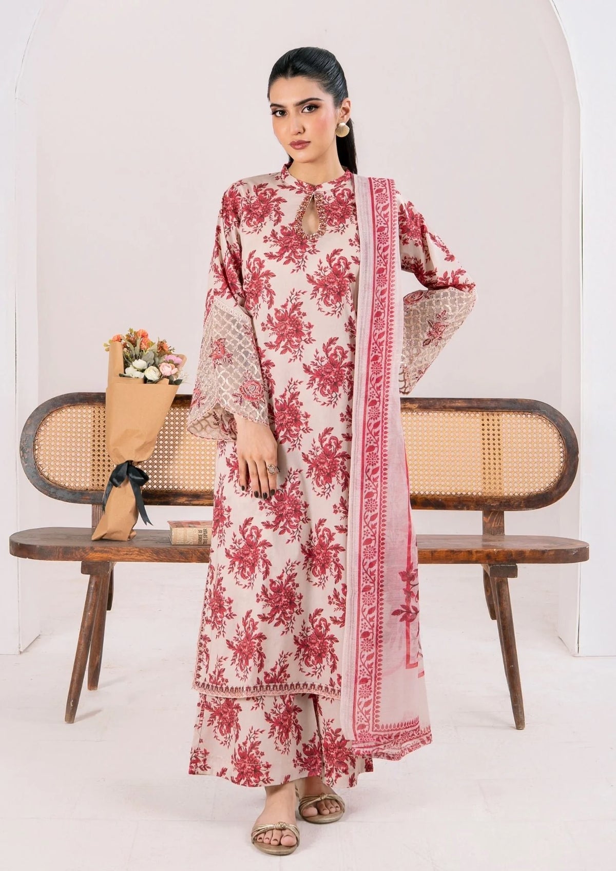 3Pc Printed Lawn with Embroidery RANAAI-S25-0004