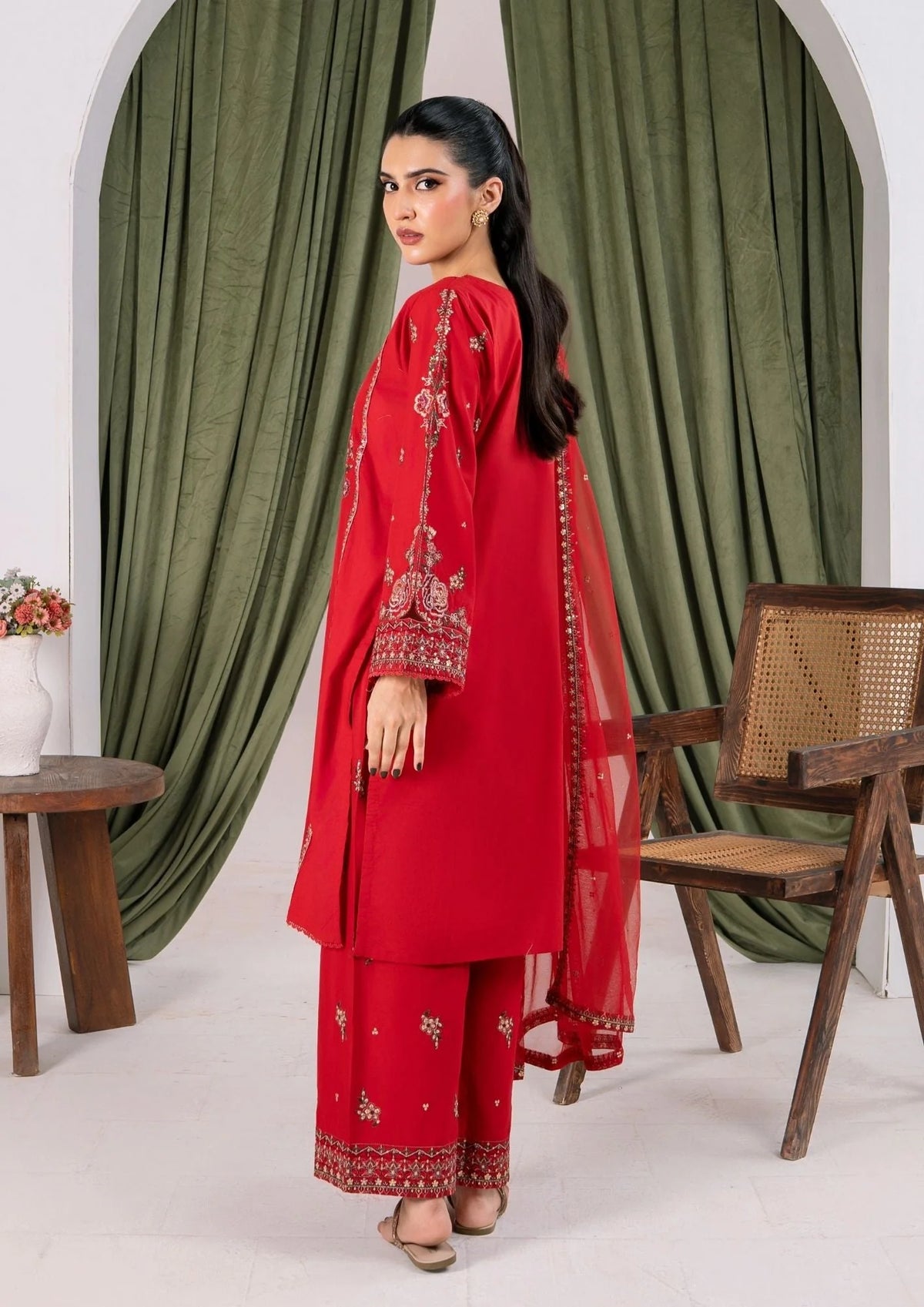 3Pc Embroidered Lawn ZAUQ-S25-0013