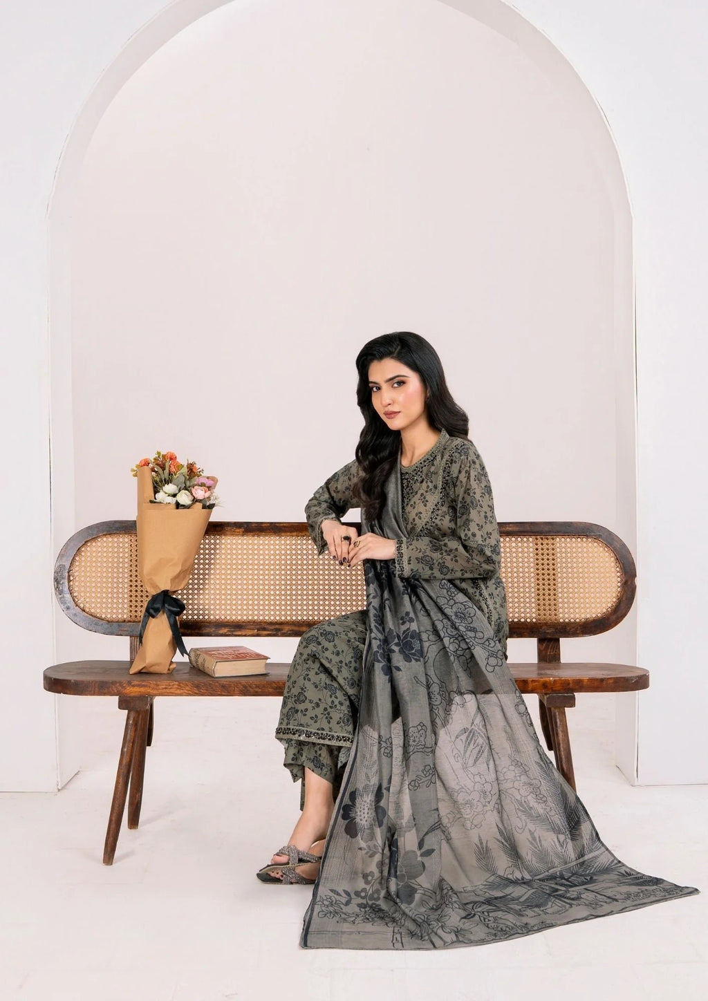 3Pc Printed Lawn with Embroidery RANAAI-S25-0015