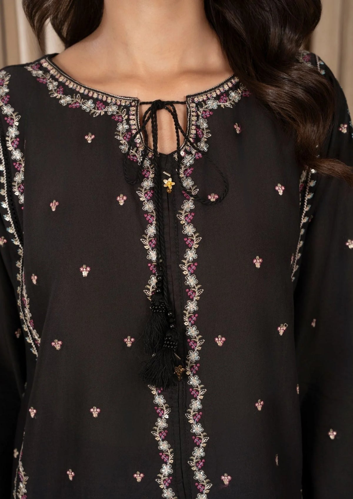 3Pc Embroidered Lawn ZAUQ-S25-0009