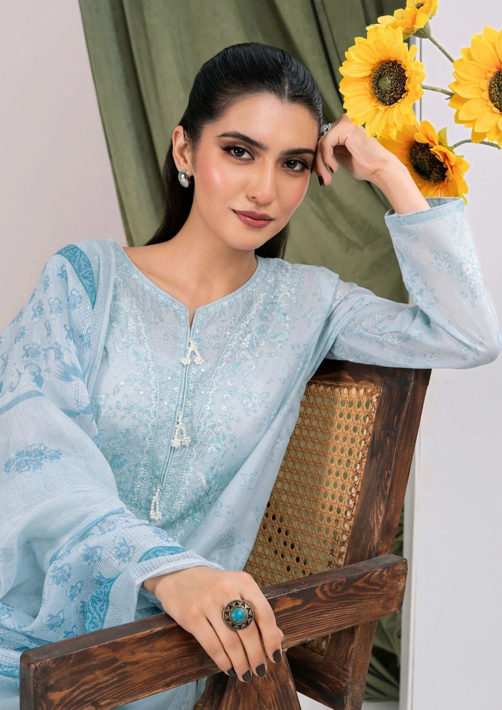 3Pc Printed Lawn with Embroidery RANAAI-S25-0003