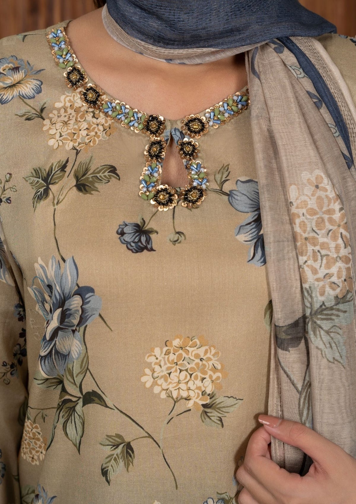 3Pc Printed Lawn with Embroidery RANAAI-S25-0010