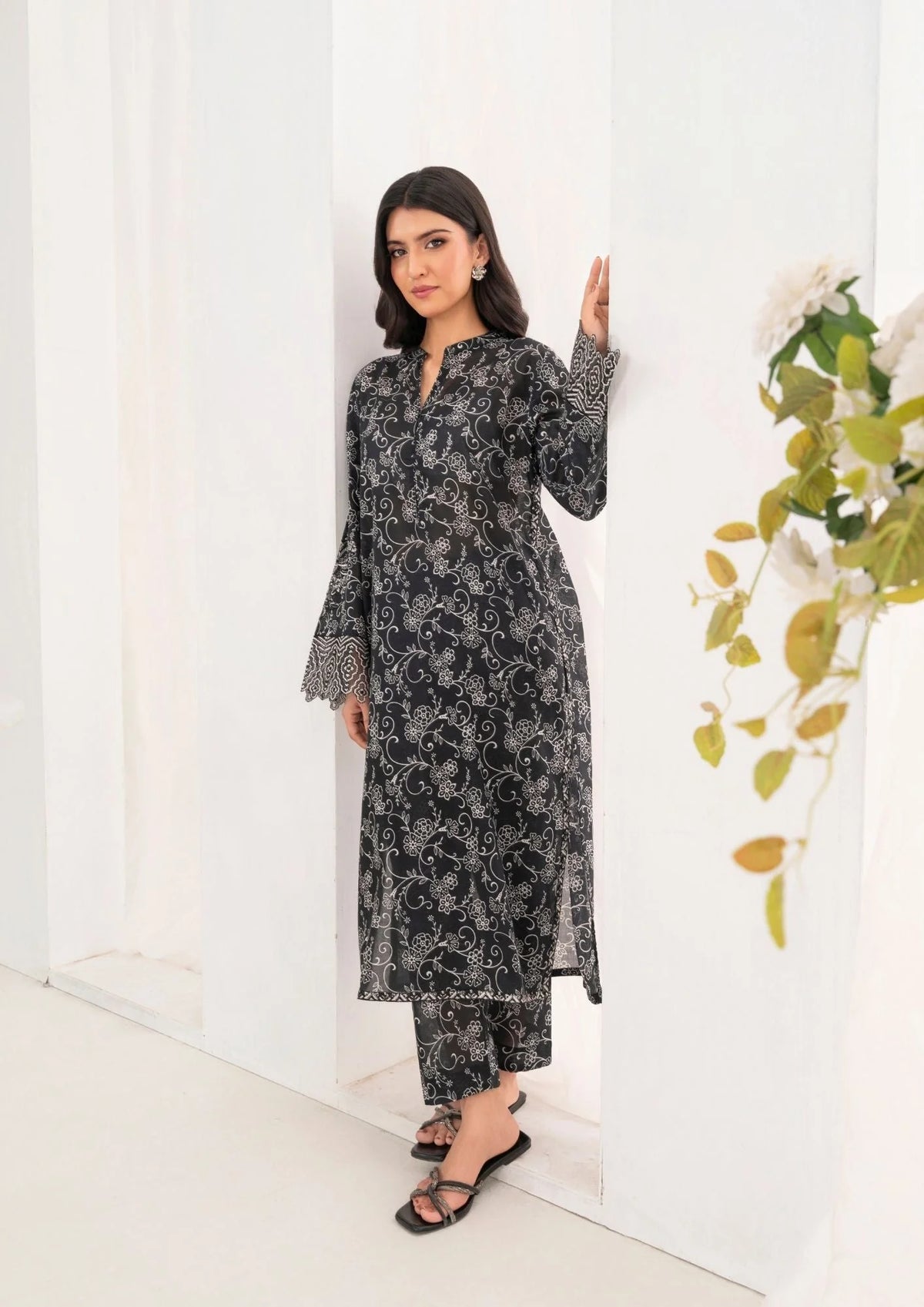 2Pc Printed Lawn with Embroidery GULZAAR-S25-0016
