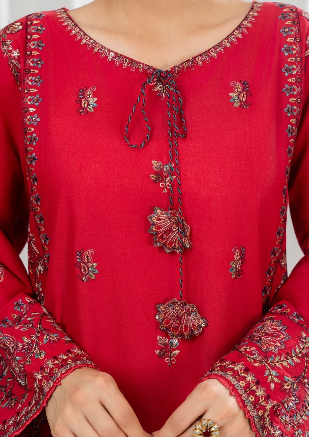 2Pc Printed with Embroiderey Cotton Lawn NOOR-E-NAZ-0001
