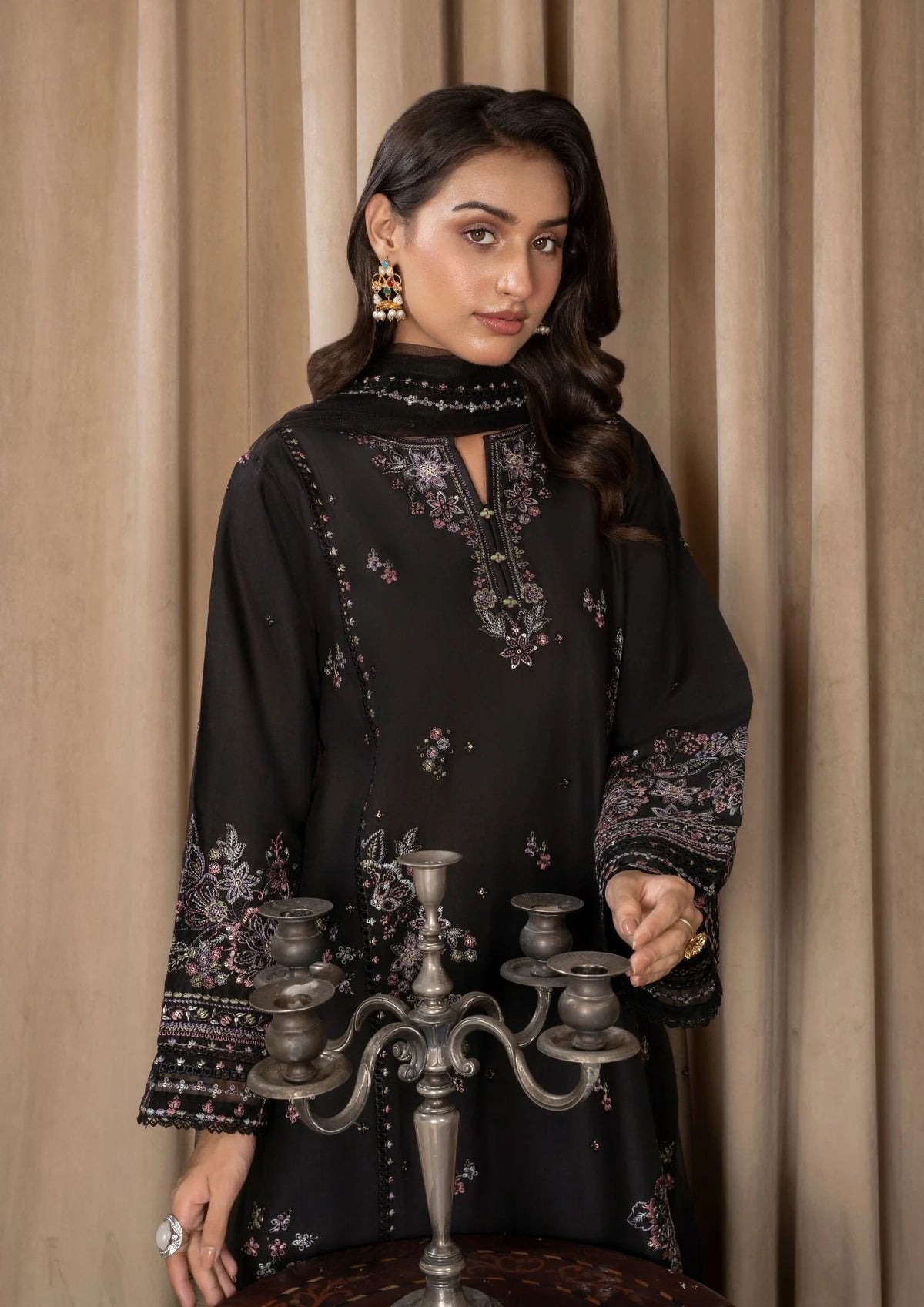 3Pc Embroidered Lawn ZAUQ-S25-0012
